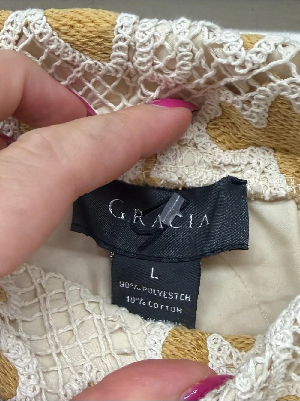 NWT Gracia Floral Lace Overlay Short Large
